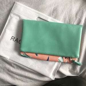 Summer tropical clutch